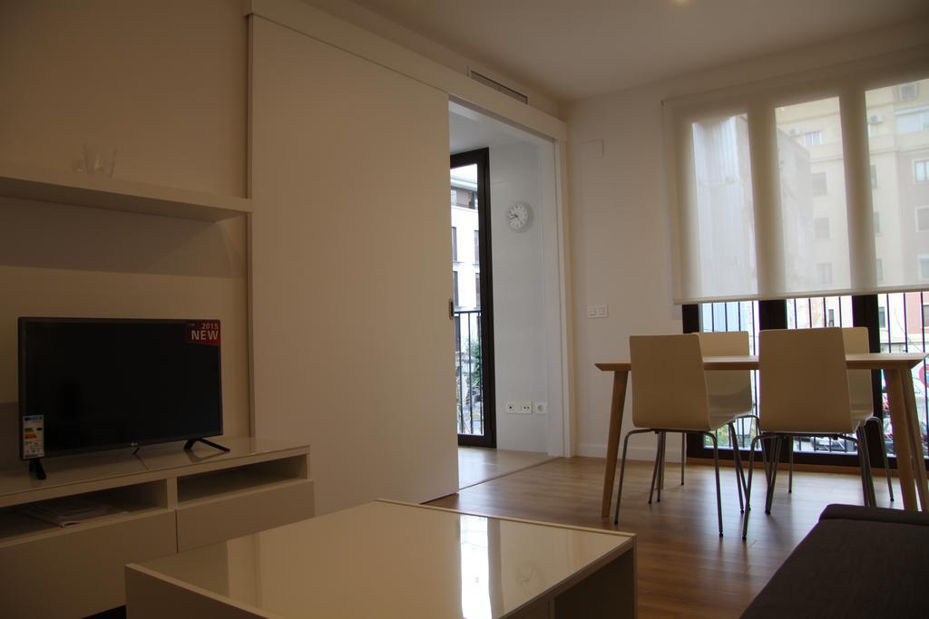 Apartamentos Hiedra Y Tapineria Mercado Central Valencia Kültér fotó